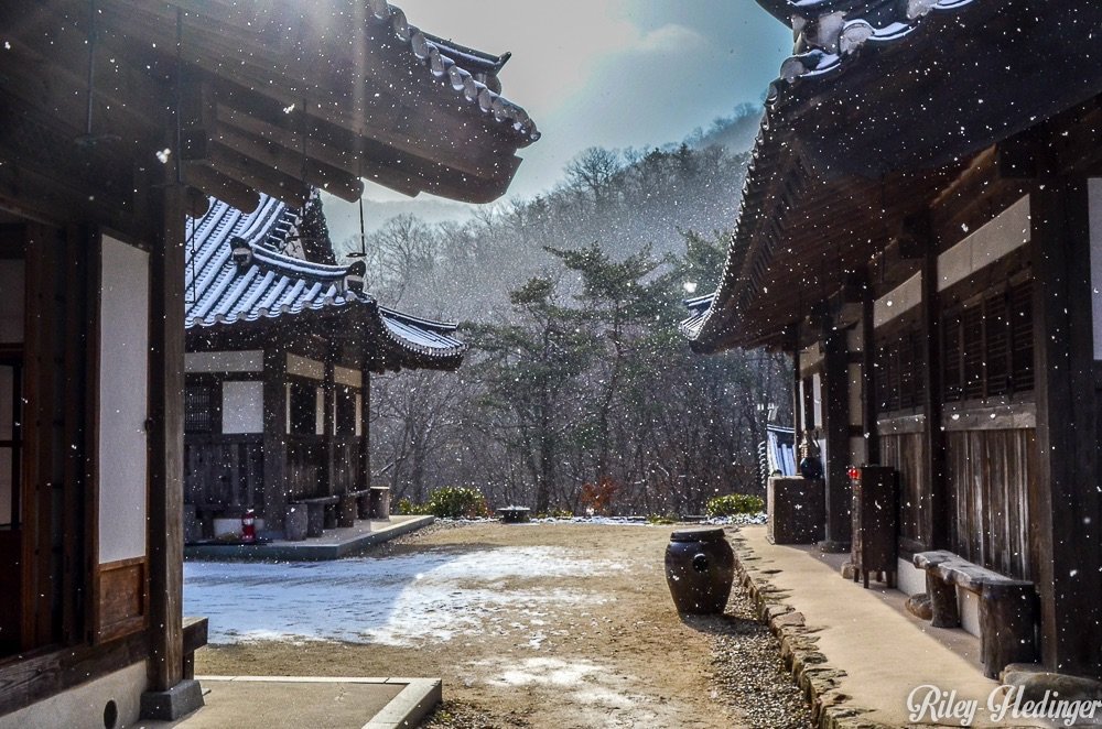 Snow and Sun at Suncheon's Seonamsa