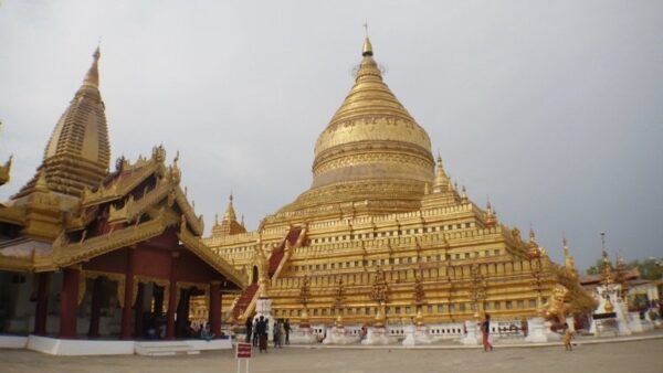 Bagan Photo by Mar from Once in a Lifetime Journey