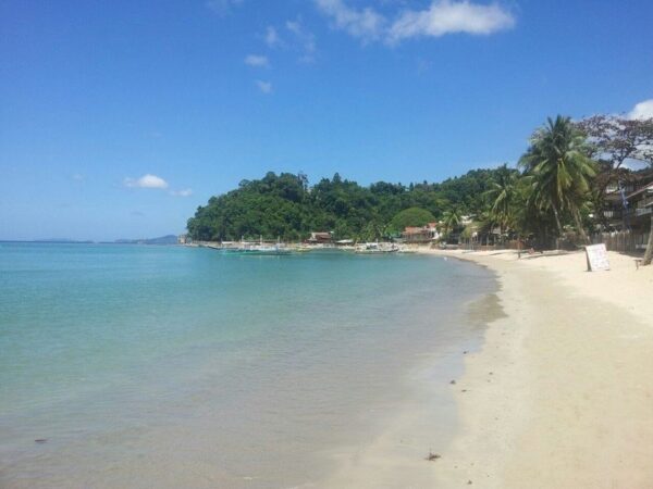 El Nido Beach Photo by Lotte from Phenomenal Globe