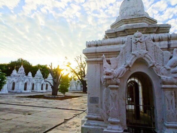 Kuthodaw Pagoda Photo by Eat Sleep Breathe Travel