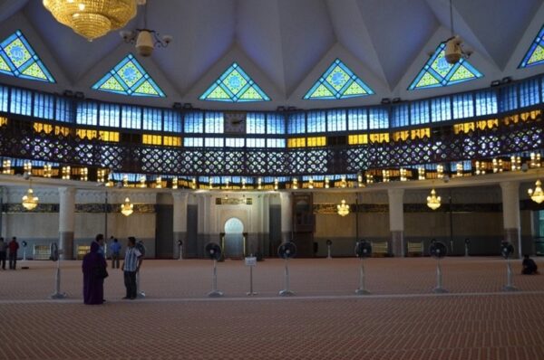 Malaysia National Mosque Photo by Rafiqua from Rafiqua Israel Express