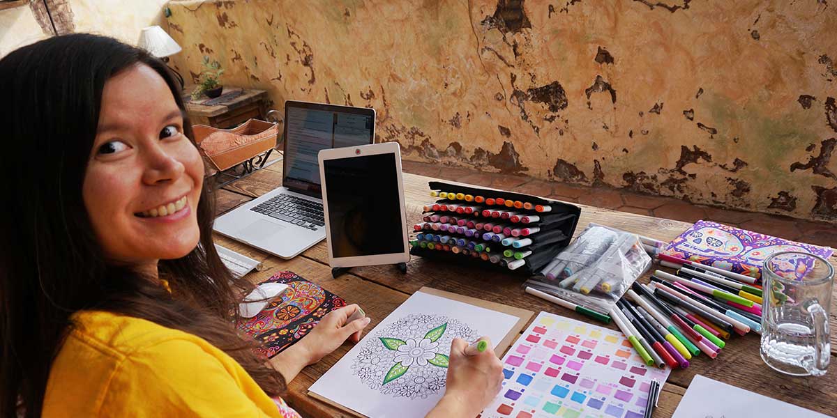 Thaneeya McArdle on Being a Nomad Artist and Coloring | Travel Interview