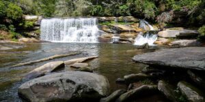 Waterfalls near Brevard NC Travel Guide Featured Image