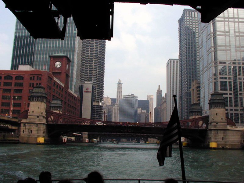 Chicago Boat Ride Photo by Flickr User SD Dirk