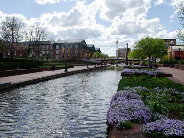 Things to do in Frederick MD Carroll Creek Park Image